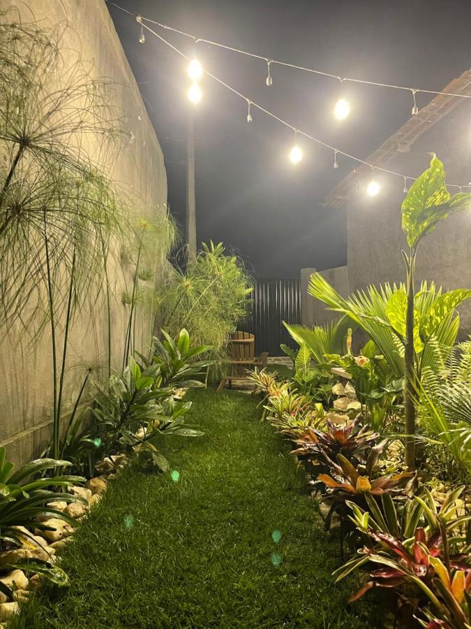 Tiny Home Garden Бананейрас Экстерьер фото